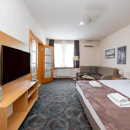 Top Central Apartments * Белград